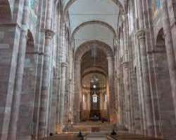 It is a Europe's largest Romanesque columned hall crypt has a height of about seven meters and an area of 850 meters square.